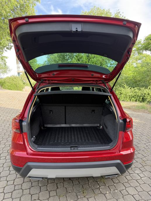 Seat Arona FR Plus 1.0 TSI DSG, prvi vlasnik, ovlašteni servis, fotografija 8