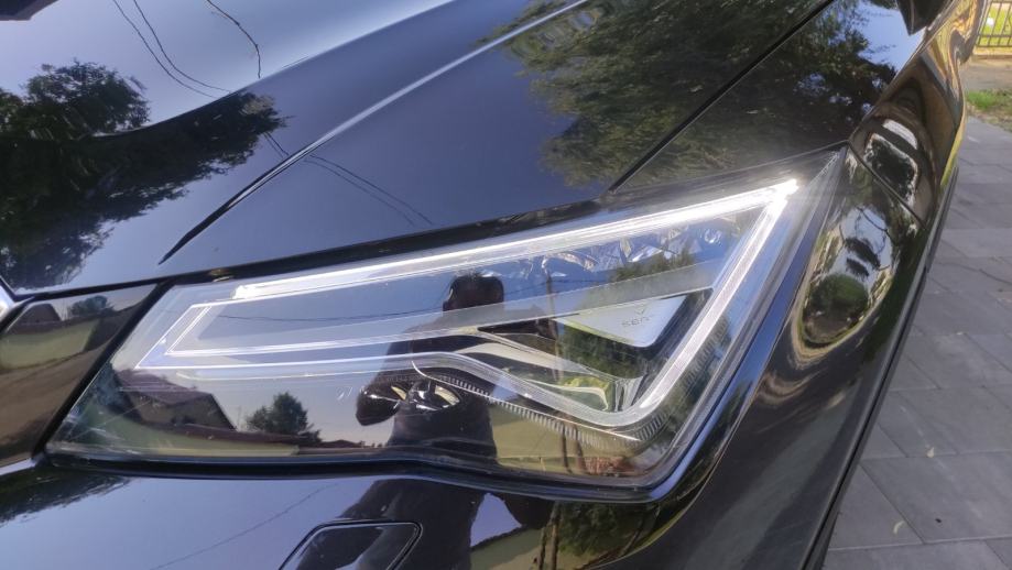 SEAT ATECA 2.0 TDI 4x4 6 BRZINA FULL OPREMA, fotografija 5