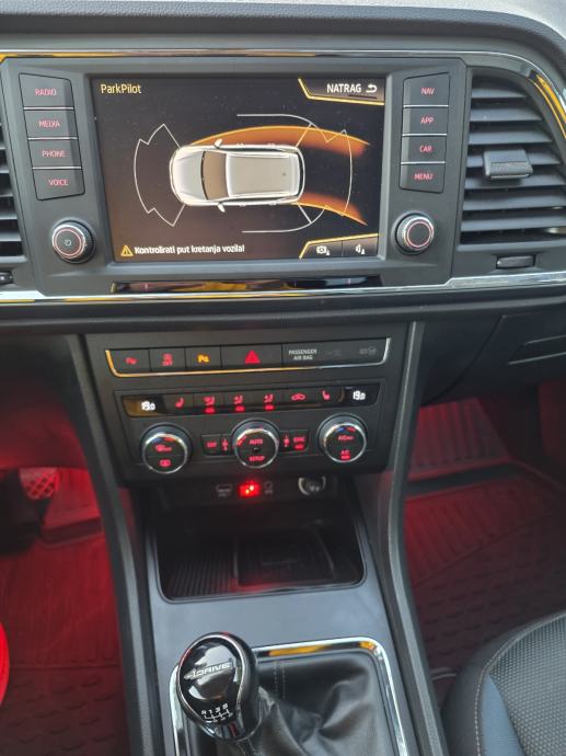 Seat Ateca 2,0 TDI STYLE 4MOTION - 4×4 - NAVIGACIJA, JAMSTVO 12MJ., fotografija 17