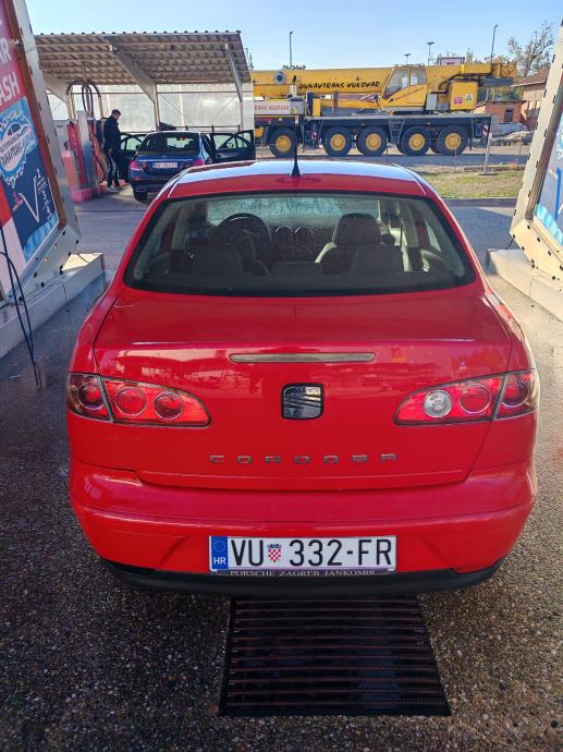 Seat Cordoba 1,4 16V, REG. 15.9.2027.,1.vlasnik,119.000km,servisiran, fotografija 2
