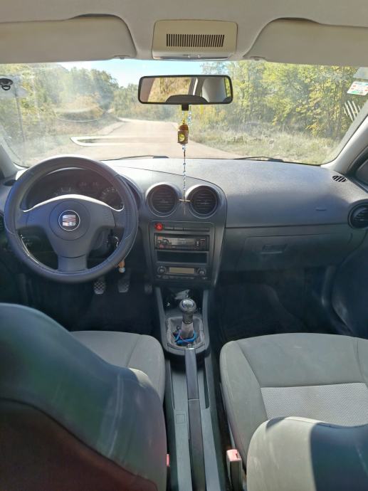 Seat Cordoba 1,4 16V, fotografija 4