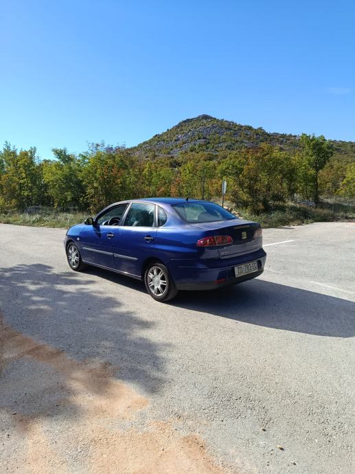 Seat Cordoba 1,4 16V, fotografija 2