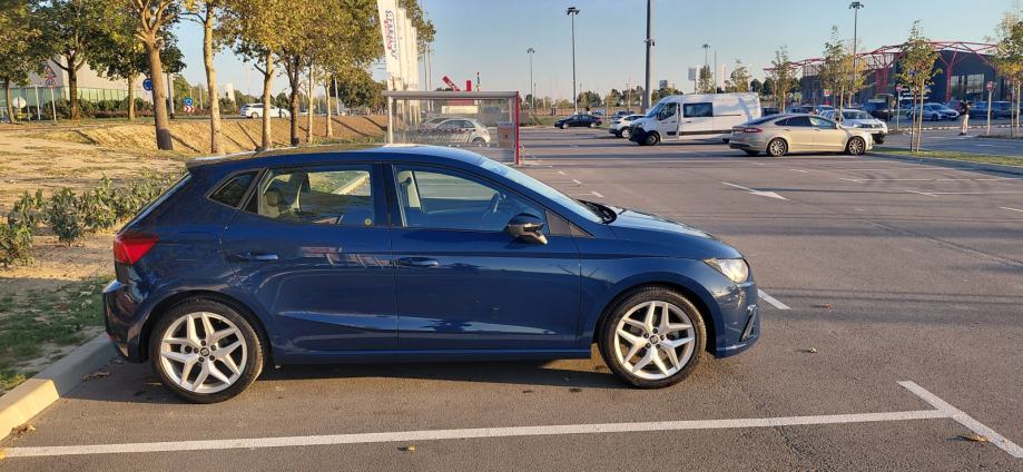 Seat Ibiza 1.0 TSI FR 115 KS samo 35500km, fotografija 4