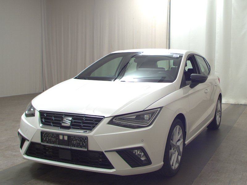 SEAT Ibiza 1.0 TSI FR-Line • Full LED • digitalni instrumenti, fotografija 2
