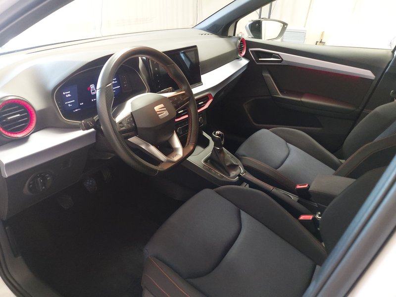 SEAT Ibiza 1.0 TSI FR-Line • Full LED • digitalni instrumenti, fotografija 6