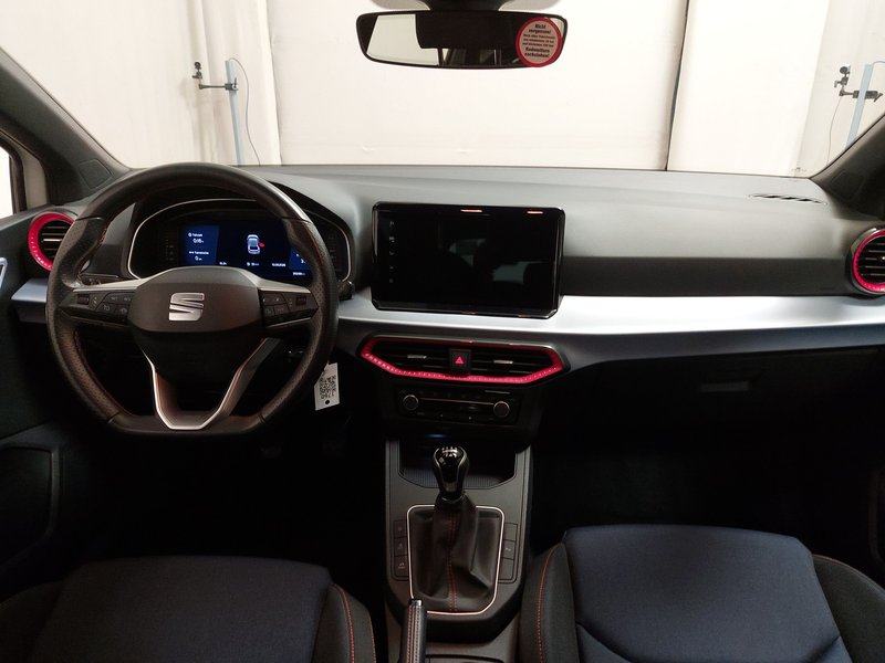 SEAT Ibiza 1.0 TSI FR-Line • Full LED • digitalni instrumenti, fotografija 13
