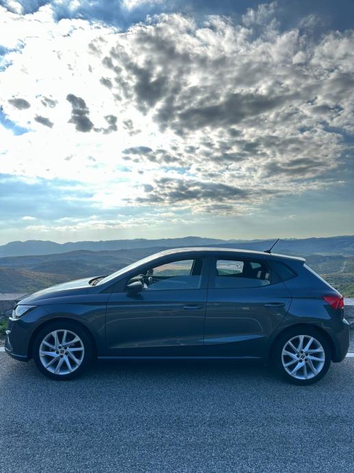 Seat Ibiza 1,0 TSI, fotografija 2