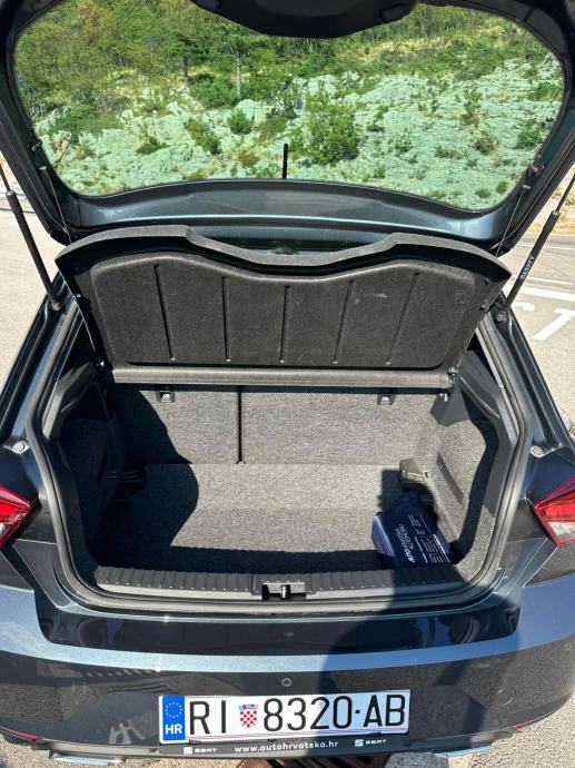 Seat Ibiza 1,0 TSI, fotografija 11