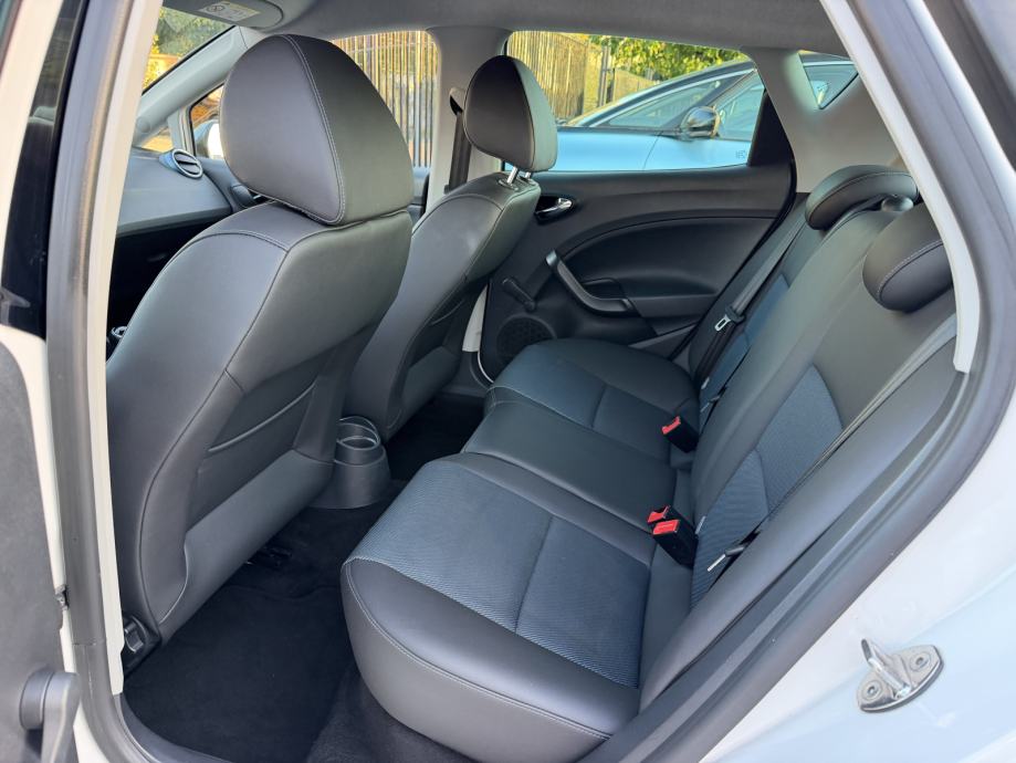 Seat Ibiza 1,0 TSI STYLE -PRVI VL.-BI XENON-LED-PDC-95 KS-NOVI MODEL, fotografija 17