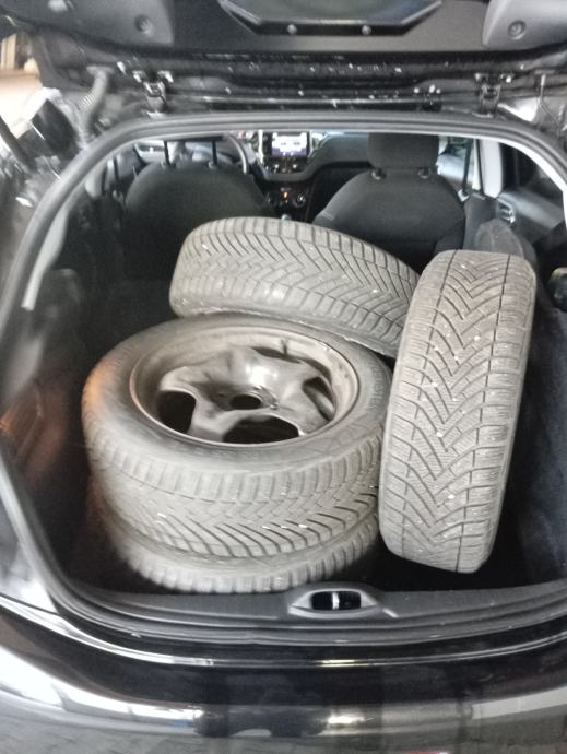 Seat Ibiza 1,2 TSI, fotografija 6