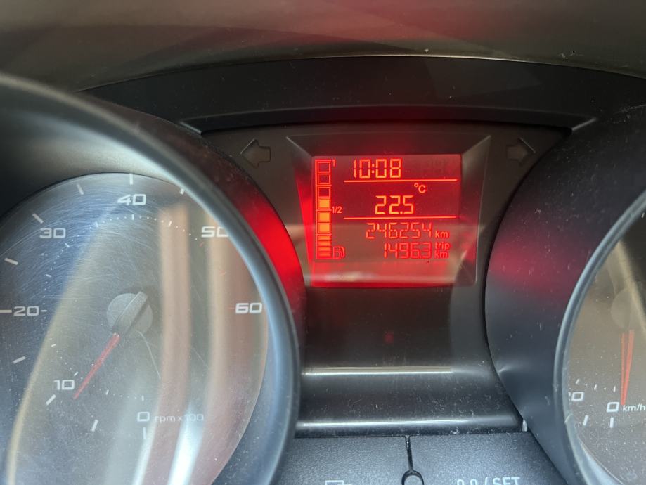 Seat Ibiza 1,2 TSI, fotografija 3