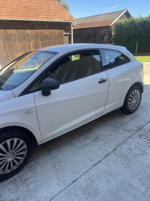 Seat Ibiza 1,2 TSI, fotografija 2