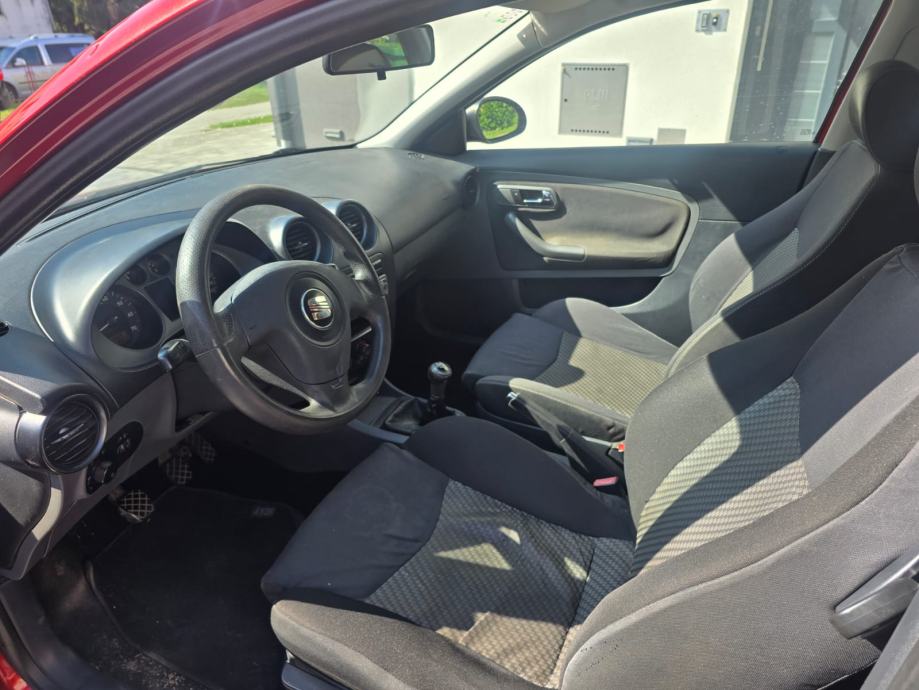Seat Ibiza 1,4 16V 2007 god 190000 km Odlično stanje reg 6/2027, fotografija 14