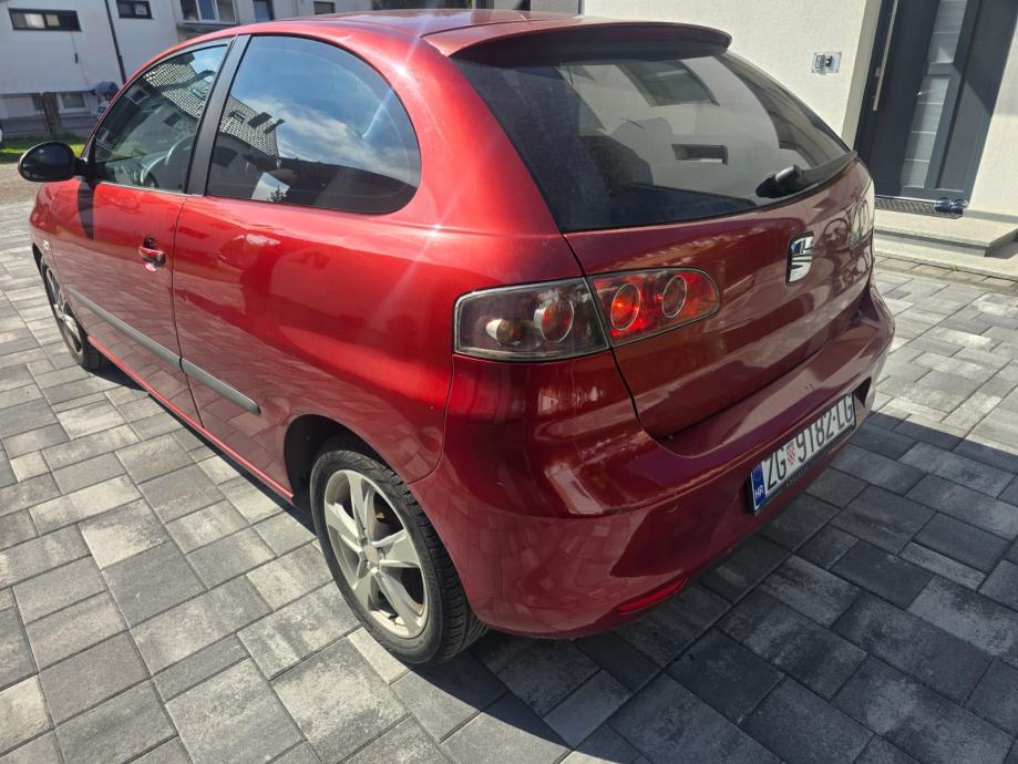 Seat Ibiza 1,4 16V 2007 god 190000 km Odlično stanje reg 6/2027, fotografija 6