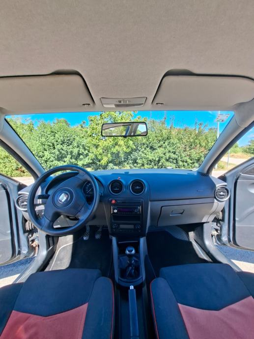 Seat Ibiza 1,4 16V, fotografija 9