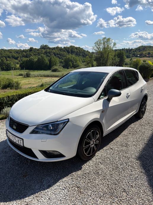 Seat Ibiza 1,4 TDI Connect, fotografija 2