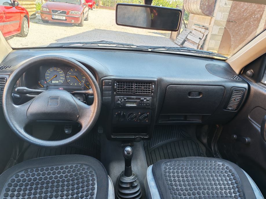 Seat Ibiza 1,4i, 1996.g, OLDTIMER SAMO 117.000km,REG 07/27, fotografija 10