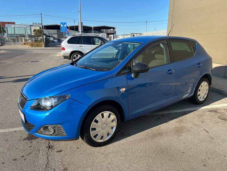 Seat Ibiza 1,6 TDI // 178 TKM // 2011 FULL OPREMA, fotografija 3