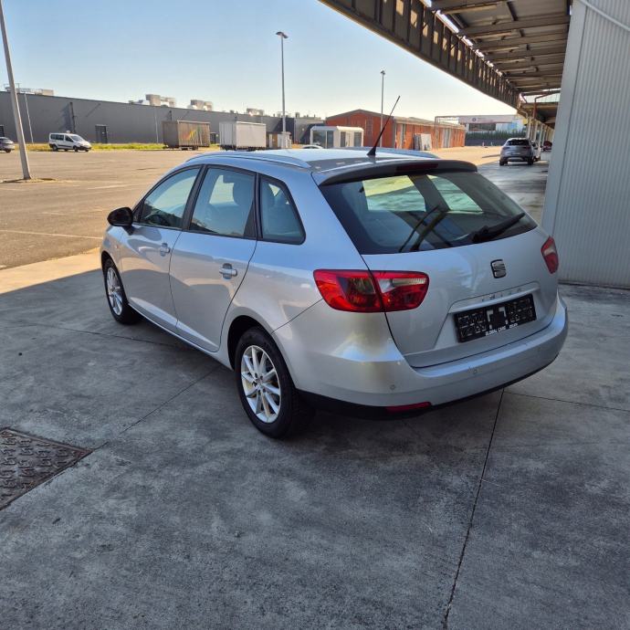 Seat Ibiza 1,6 TDI HR AUTO REG 06/27, fotografija 7