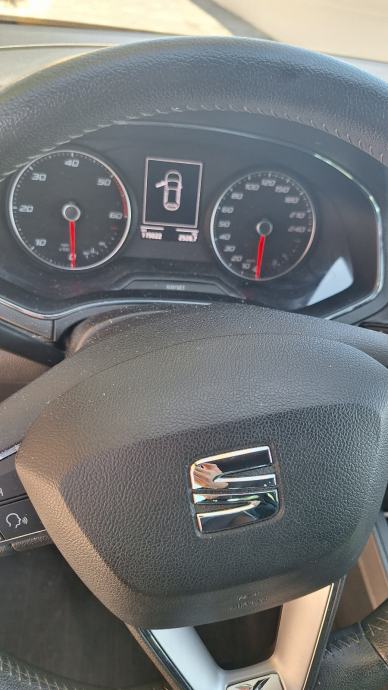 Seat Ibiza 1,6 TDI XCELLENCE-KAO NOV-115tkm, fotografija 11