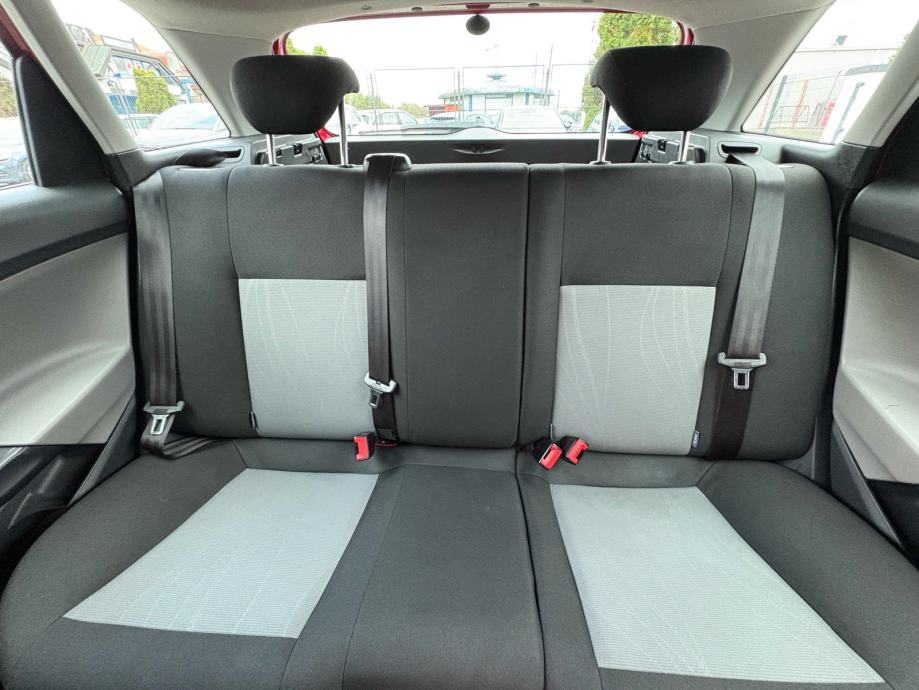 Seat Ibiza ST 1,6 TDI, fotografija 12
