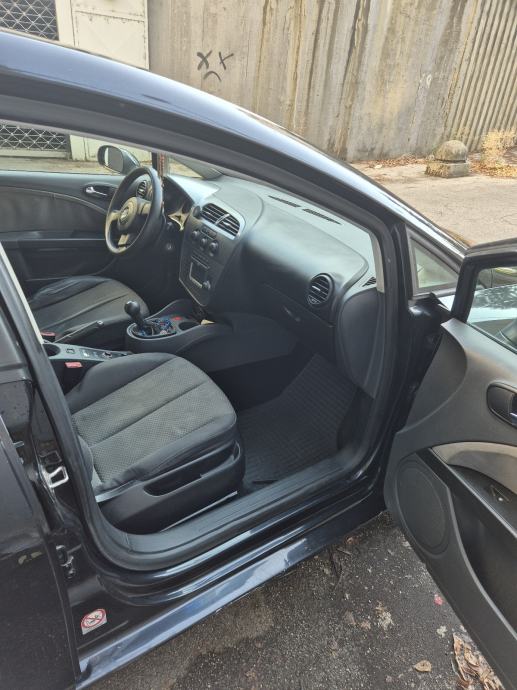 Seat Leon 1,4, fotografija 5