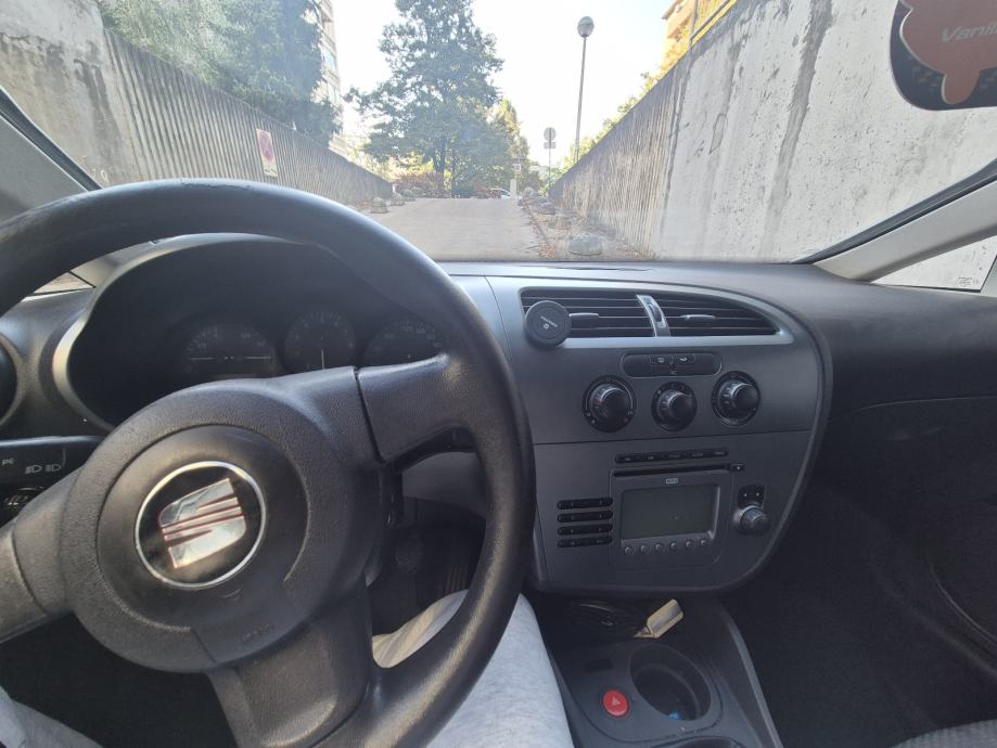Seat Leon 1,4, fotografija 10