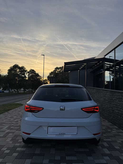 Seat Leon 1.5 TGI + PLIN - XCELLENCE FULL OPREMA - JAMSTVO - PRILIKA !, fotografija 9