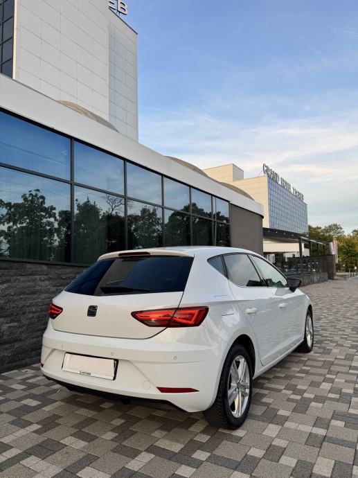 Seat Leon 1.5 TGI + PLIN - XCELLENCE FULL OPREMA - JAMSTVO - PRILIKA !, fotografija 10