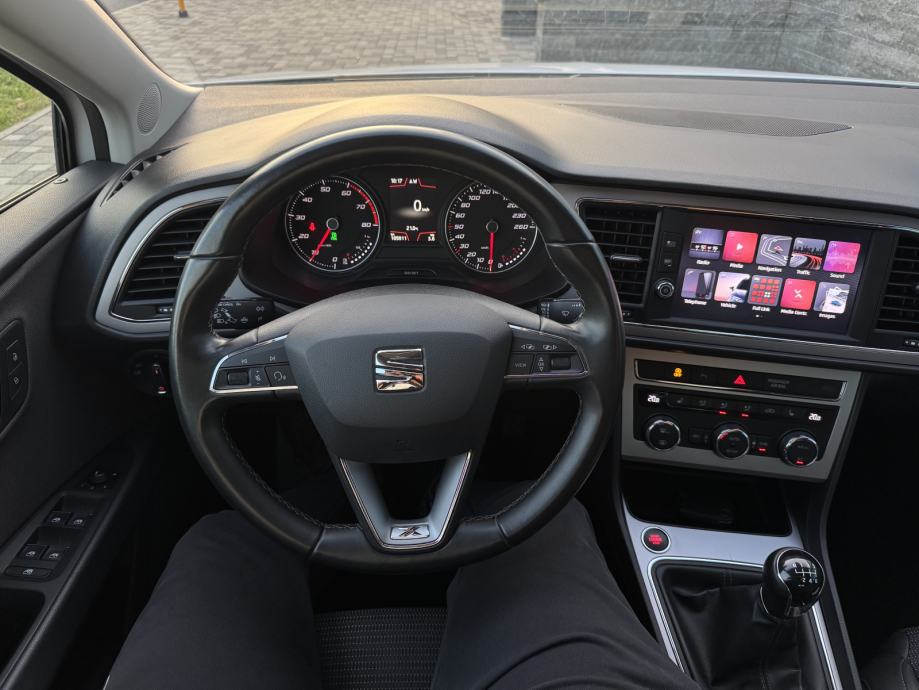 Seat Leon 1.5 TGI + PLIN - XCELLENCE FULL OPREMA - JAMSTVO - PRILIKA !, fotografija 15
