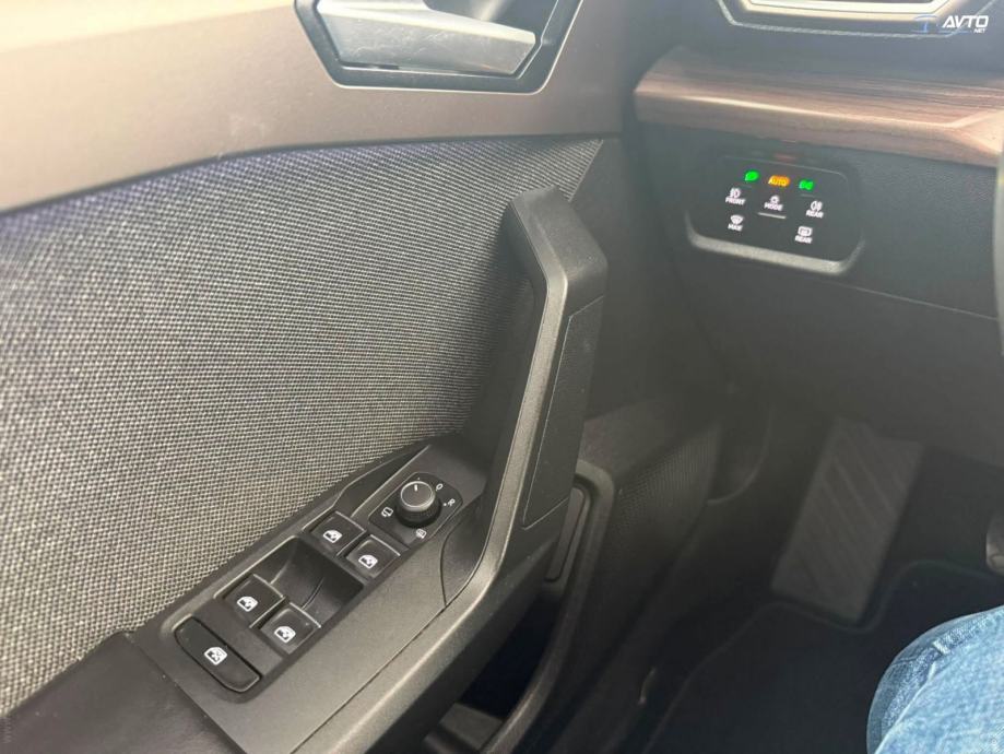 Seat Leon 1,5 TSI Xcellence.KAMERA.LED.110 KW.74.000 KM, fotografija 11