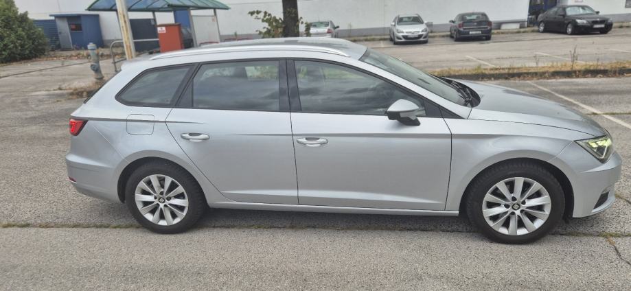 Seat Leon 1,6 TDI KARAVAN 2017. REDIZAJN "KAO NOV" "MOG.ZAMJENA", fotografija 7