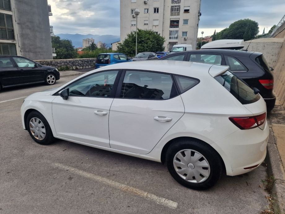 Seat Leon 1,6 TDI, fotografija 3