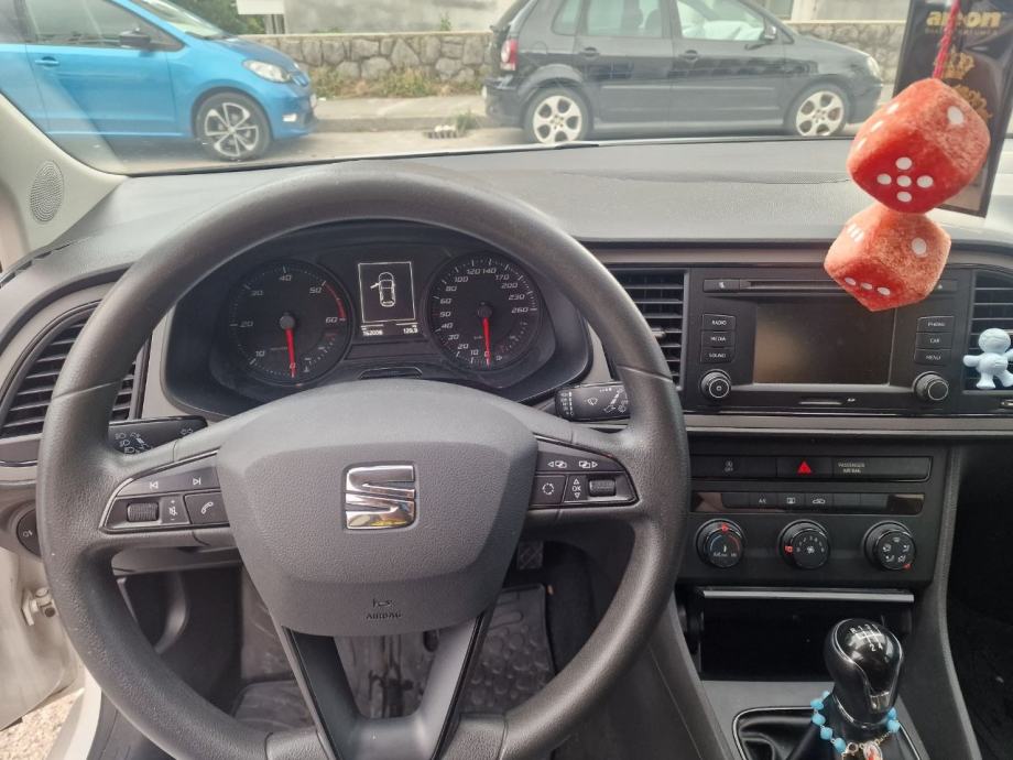 Seat Leon 1,6 TDI, fotografija 9