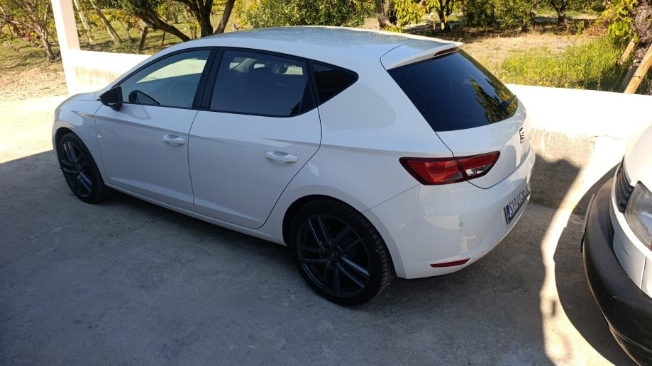 Seat Leon 1,6 TDI, fotografija 12