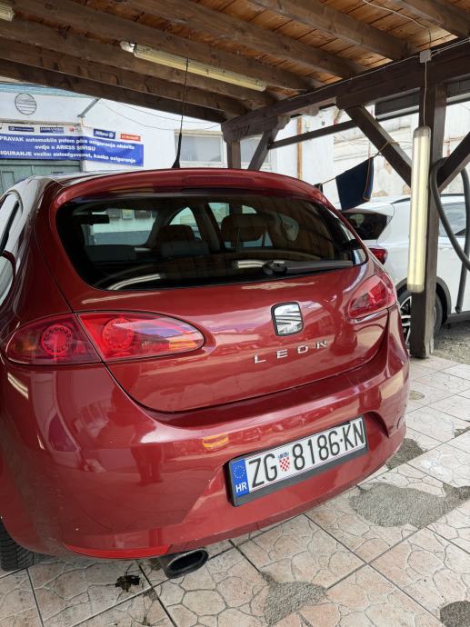 SEAT Leon 1.9 TDI 77 kW / 105 KS – klima, tempomat, fotografija 6