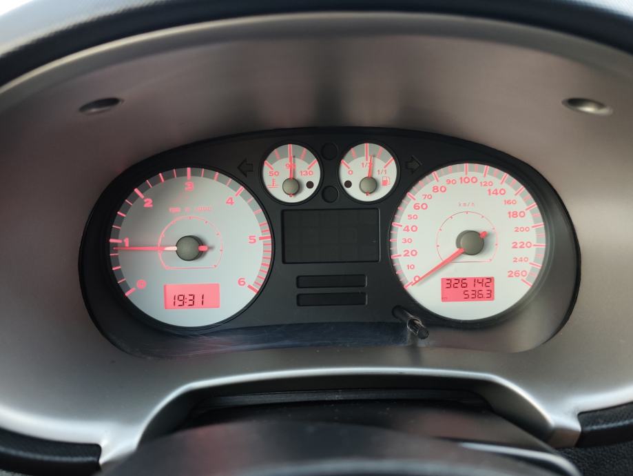 Seat Leon 1,9 TDI FR/TopSport arl 190hp, fotografija 17