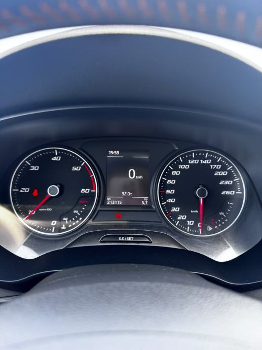 Seat Leon 2,0 TDI FR, fotografija 7