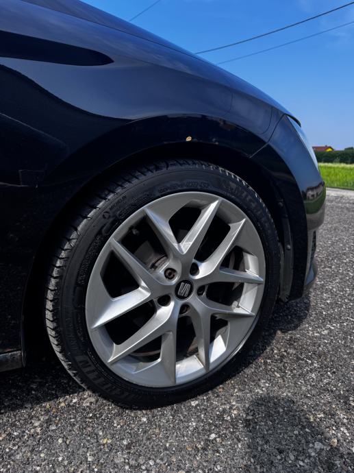 Seat Leon 2,0 TDI FR, fotografija 9