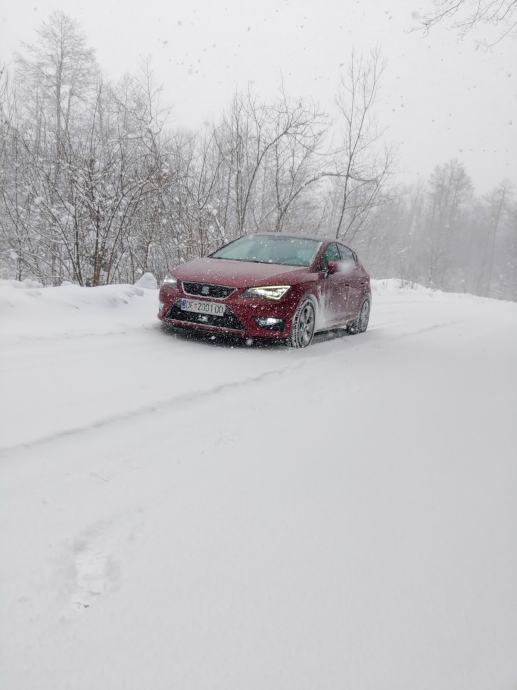 Seat Leon FR 2.0 tdi 135kw, fotografija 7