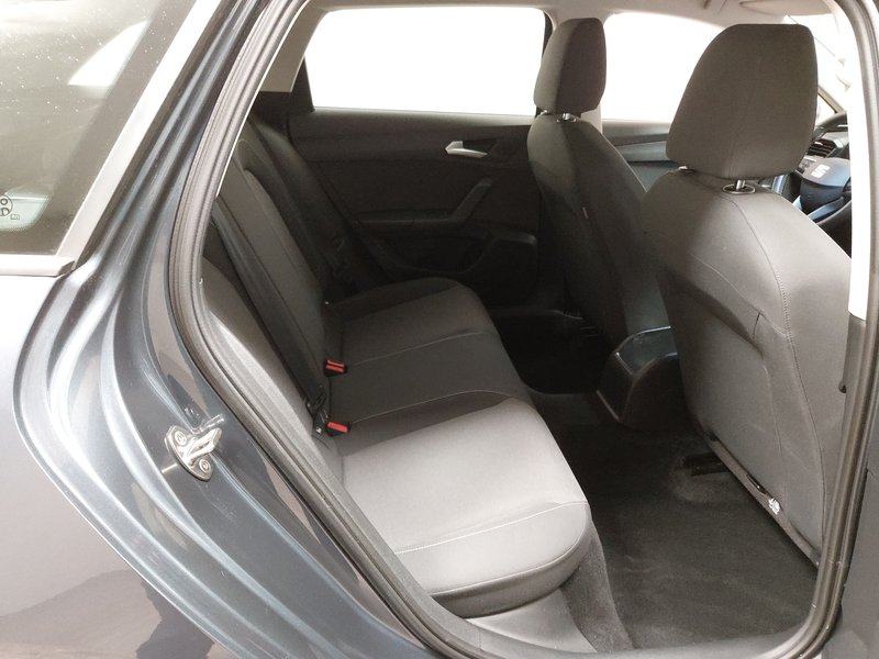 SEAT Leon Sportstourer 1.0 TSI Reference • LED, fotografija 11