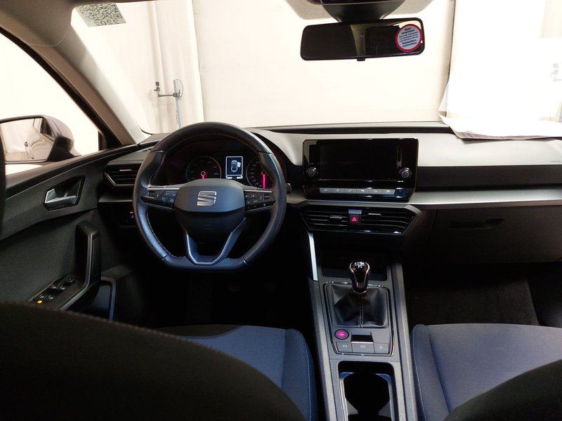 SEAT Leon Sportstourer 1.0 TSI Reference • LED, fotografija 17