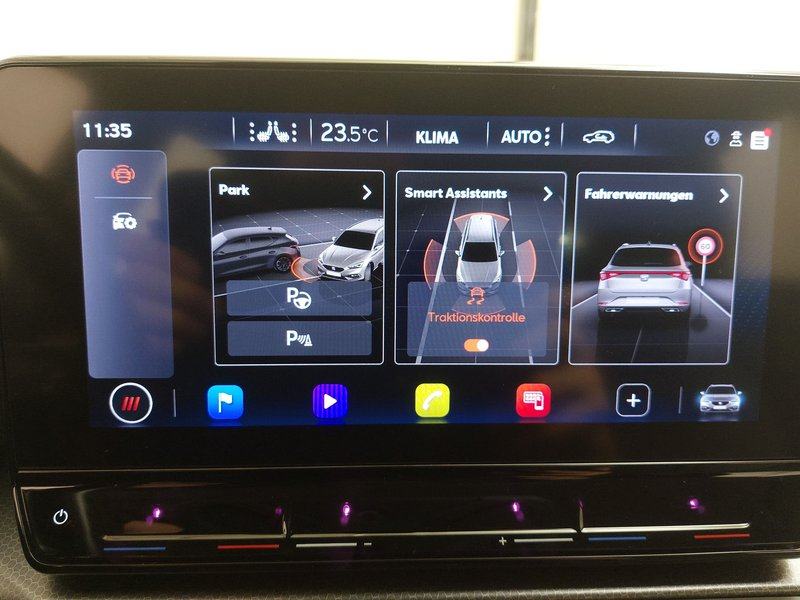SEAT Leon Sportstourer 2.0 TDI automatik Style • ACC • Full LED, fotografija 18
