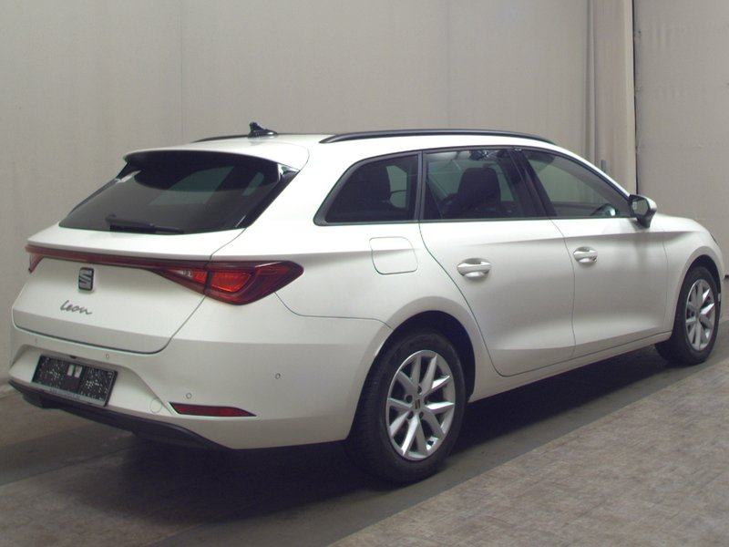 SEAT Leon Sportstourer 2.0 TDI automatik Style • ACC • LED, fotografija 4