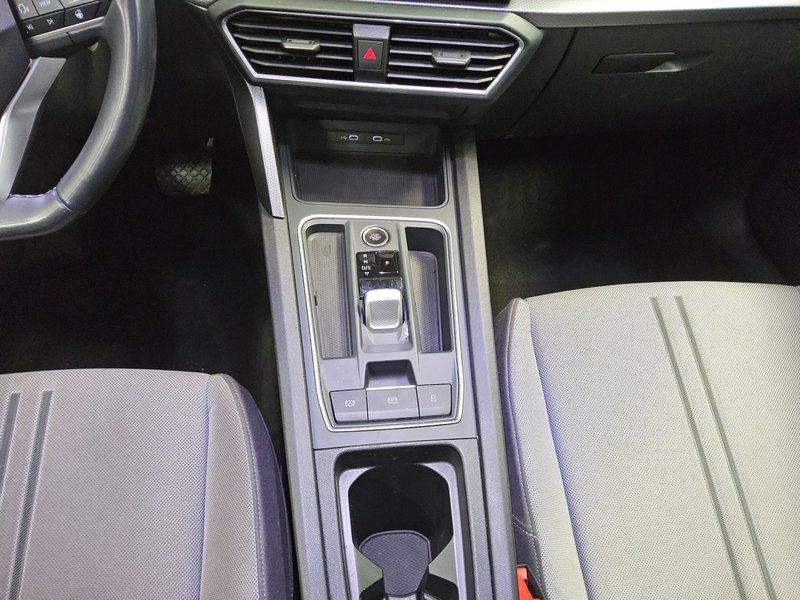 SEAT Leon Sportstourer 2.0 TDI automatik Style • ACC • LED, fotografija 6