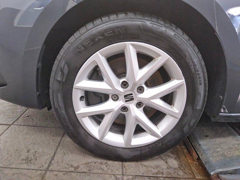 SEAT Leon Sportstourer 2.0 TDI automatik Style • ACC • LED, fotografija 11