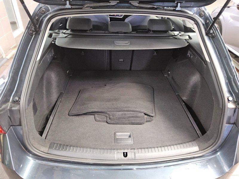 SEAT Leon Sportstourer 2.0 TDI automatik Style • ACC • LED, fotografija 12