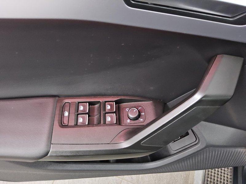 SEAT Leon Sportstourer 2.0 TDI FR-Line automatik • ACC • adaptivni ovj, fotografija 10