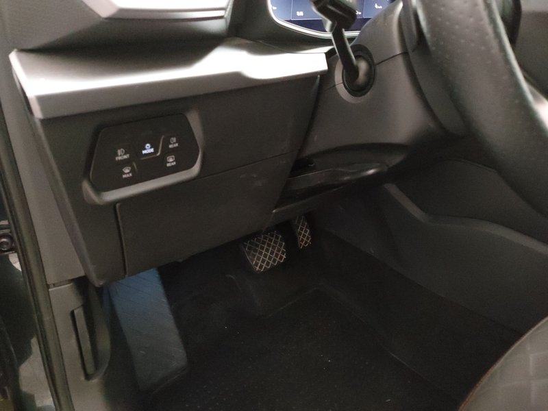 SEAT Leon Sportstourer 2.0 TDI FR-Line automatik • ACC • AHK, fotografija 7