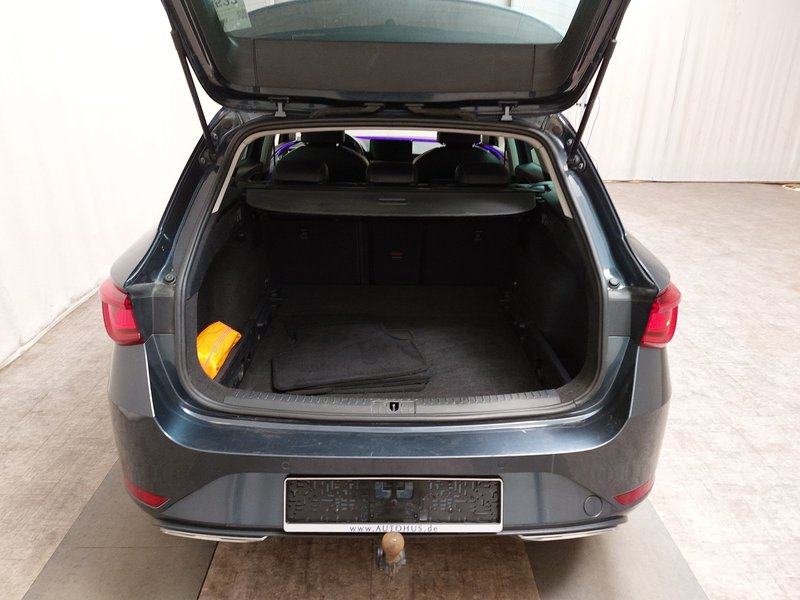 SEAT Leon Sportstourer 2.0 TDI FR-Line automatik • ACC • AHK, fotografija 15
